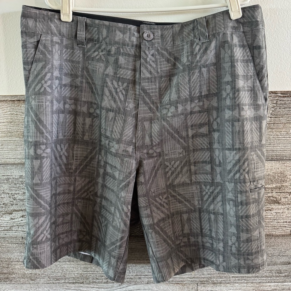 Crazy Shirts Hawaii Hybrid Shorts Mens Sz 38 Geometric Coconut Polyester (C1)